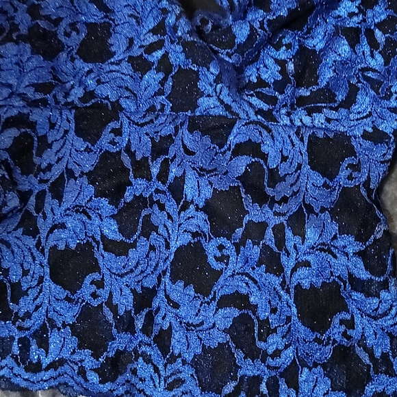 NWT dressy top sparkly - Picture 3 of 3